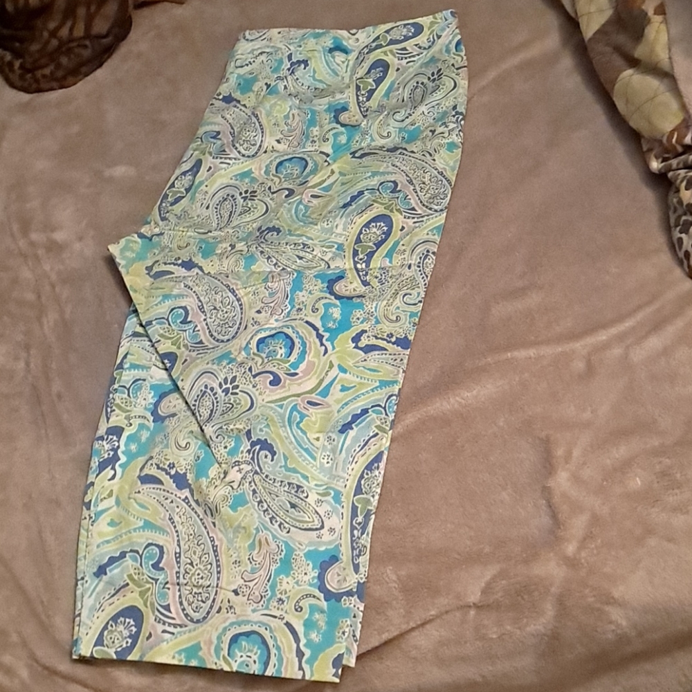 Capri pants - Picture 3 of 5